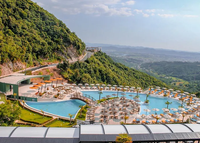 Select Hill Resort